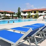 Lovely Flat With Garden Apartmán Bibione