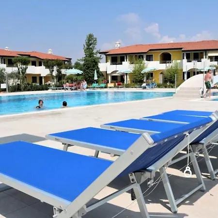Lovely Flat With Garden Appartamento Bibione