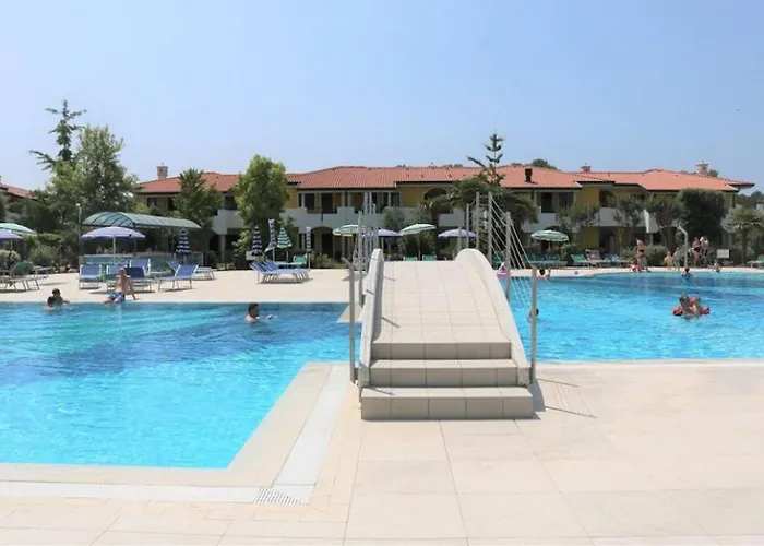 Lovely Flat With Garden Appartamento Bibione