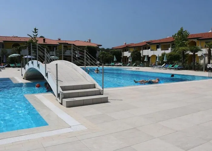 Διαμέρισμα Lovely Flat With Garden *